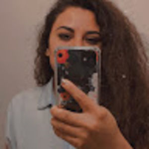 Meet your Posher, Mayra